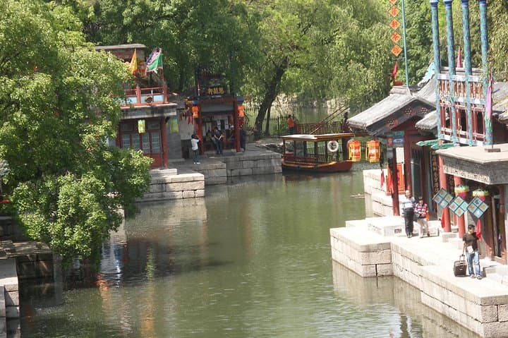 Mutianyu Great Wall & Summer Palace Private Day Tour from Beijing (Optional Acrobatic Show) photo 4
