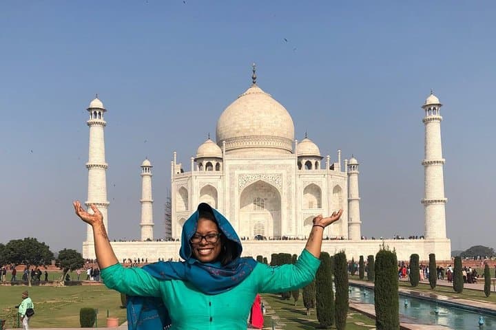 Same-Day Taj Mahal by Gatimaan Express: Fast Train Day Tour from Delhi photo 2