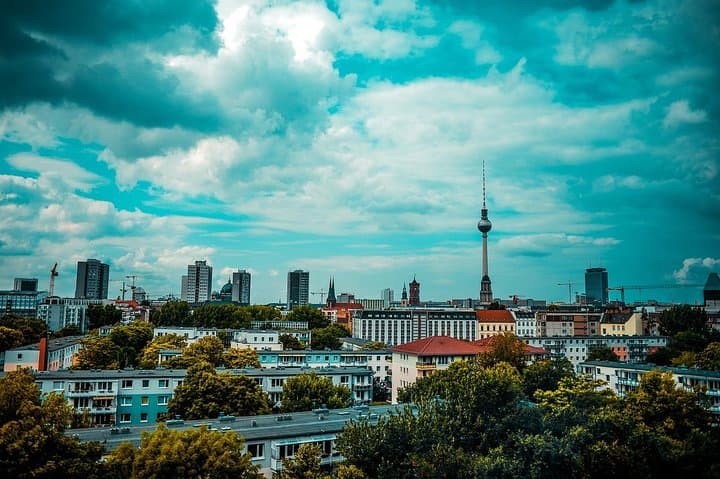 Private 4-Hour Berlin Highlights Tour — Guided City Drive with Hotel Pickup photo 5