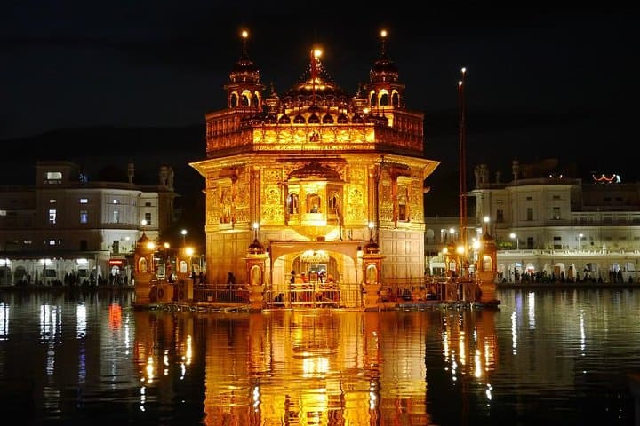 8-Day Golden Triangle Tour: Delhi, Agra, Jaipur & Amritsar photo 4