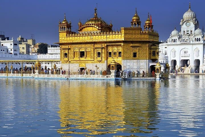 8-Day Golden Triangle Tour: Delhi, Agra, Jaipur & Amritsar
