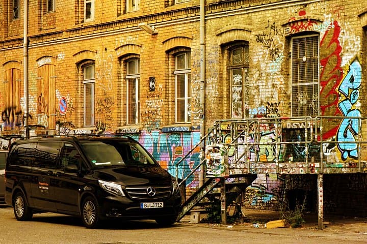 Berlin Street Art Photo Tour: Private 4-Hour Graffiti & Photographer Experience photo 1
