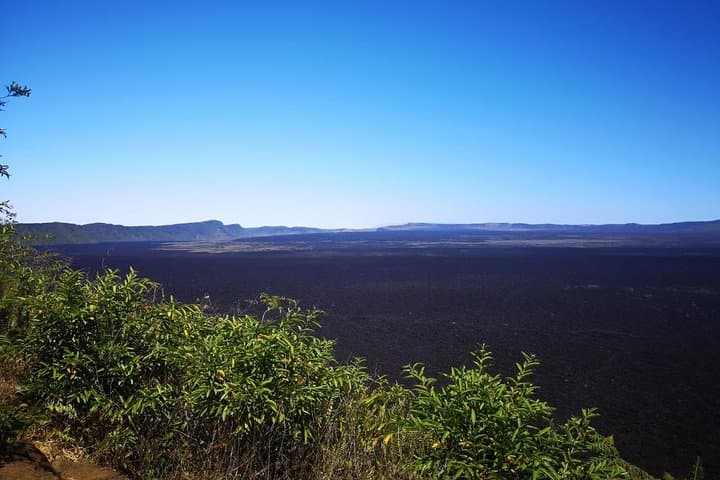 Hiking Sierra Negra Volcano: Full-Day Trek to Isabela’s Giant Crater photo 2