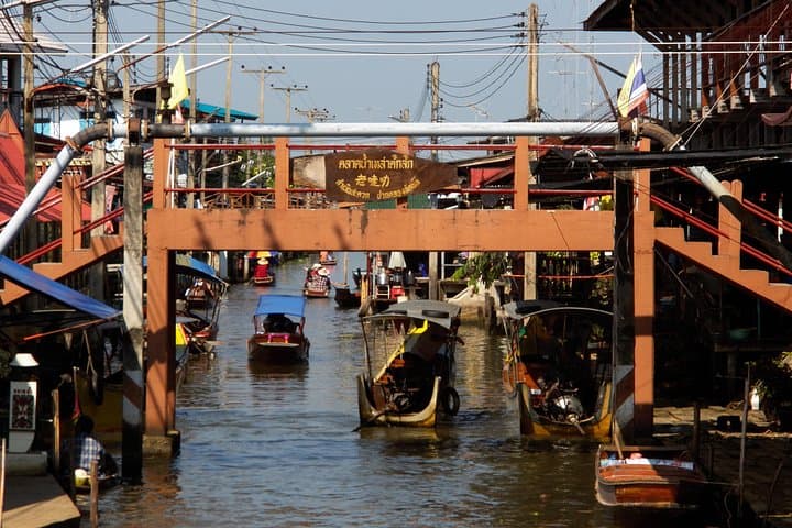 Exploring Damnoen Saduak Floating Market: Long-Tail Boat Tour & Local Coconut Sugar Demo photo 2