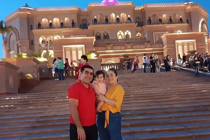 Abu Dhabi Sightseeing Tour from Dubai — Sheikh Zayed, Corniche & Cultural Stops photo 4