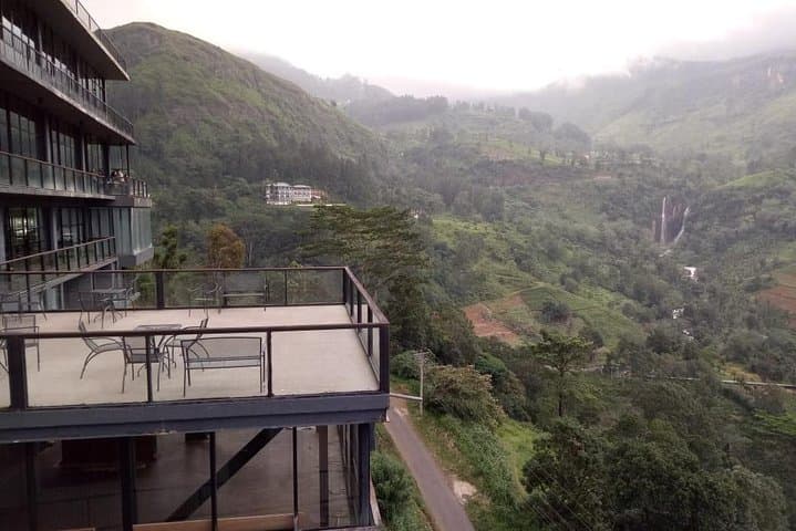 8-Day Sri Lanka Private Tour: Culture, Hill Country & Wildlife Highlights photo 4