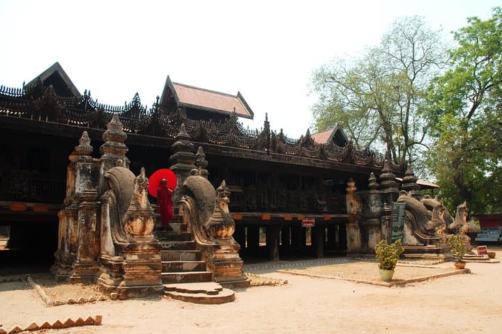 Mt Popa Day Hike from Bagan: Climb 777 Steps to the Nat Shrine photo 6