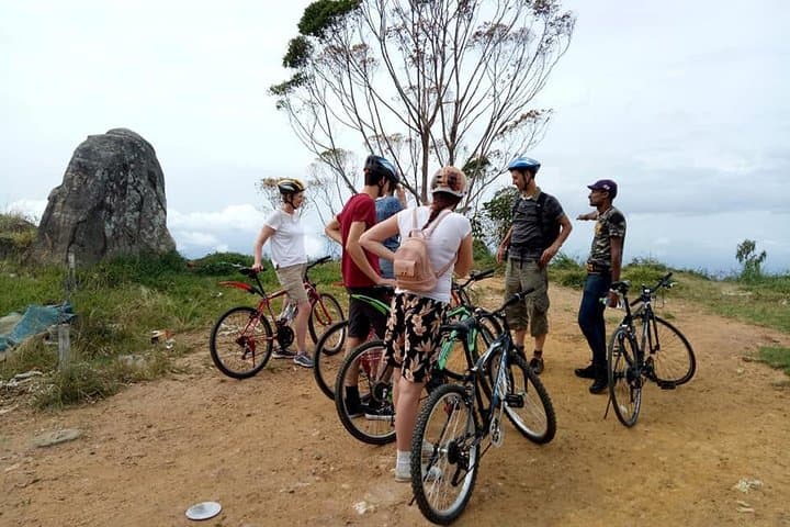 Cycling the Ella Highlands: Ride to Nine Arches & Little Adam's Peak photo 3
