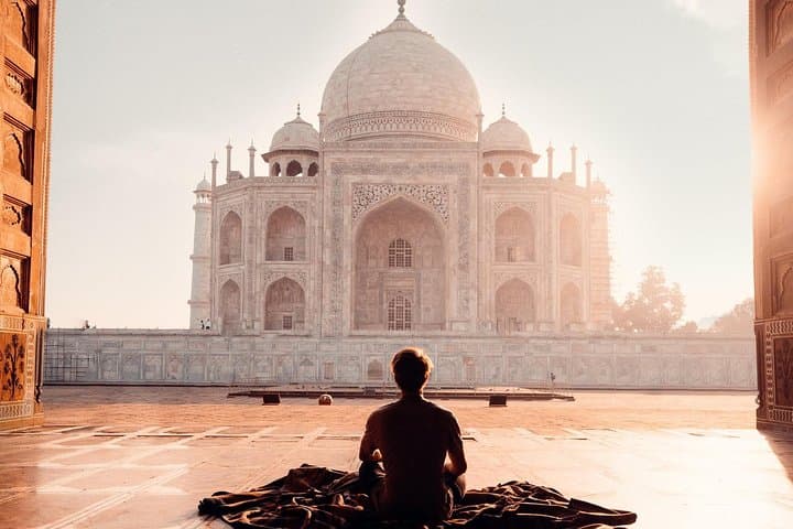 Taj Mahal Day Trip from Delhi: Photogenic Agra Highlights & Practical Tips