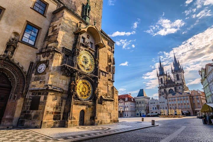 Discover Prague in 3 Hours: Private Highlights Tour of Castle, Charles Bridge & Old Town photo 2