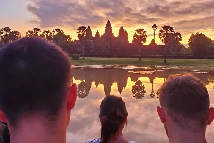 2-Day Private Angkor Temples Tour — Sunrise at Angkor Wat & Bayon Highlights photo 6