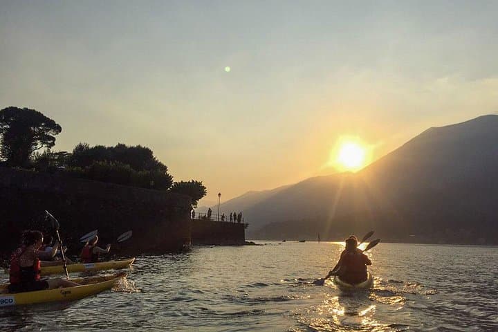 Lake Como Golden Hour Kayak Tour — Bellagio Sunset Paddle photo 3
