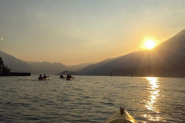 Lake Como Golden Hour Kayak Tour — Bellagio Sunset Paddle photo 4