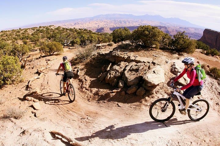 Dead Horse Point Mountain Biking Tour — Intermediate Guided Ride from Moab photo 4