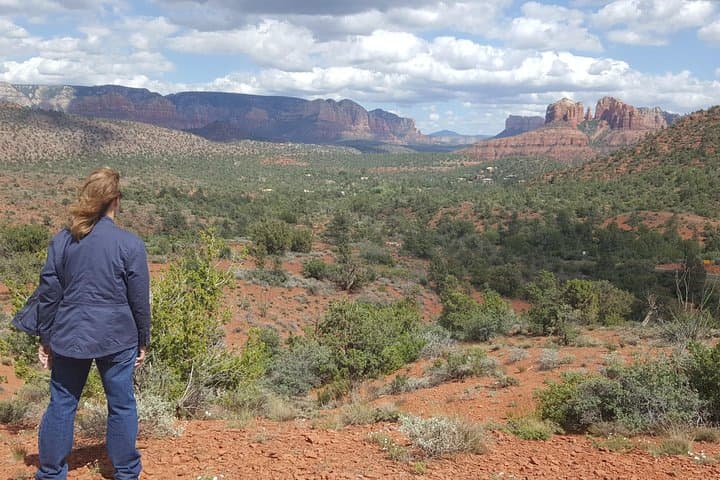 Sedona Vortex Tour: 4-Hour Hiking, Smudging & Meditation Experience photo 3