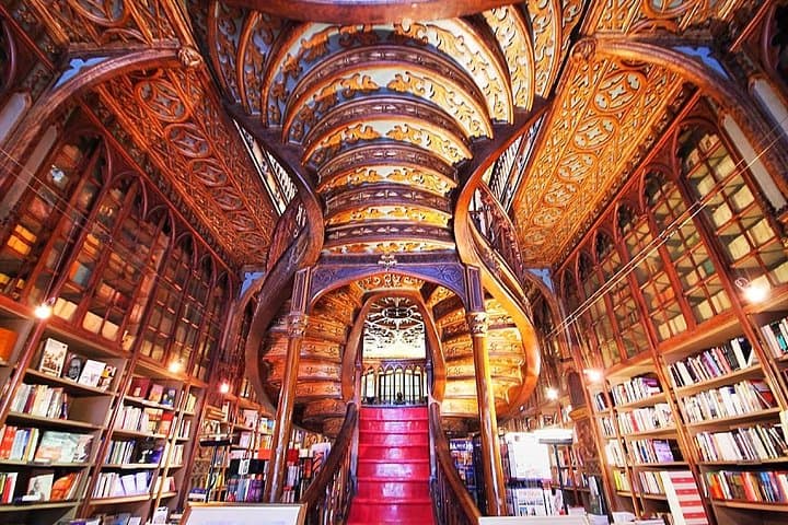 Private Full-Day Porto Journey from Lisbon: Personalized Sights, Port Wine & Historic Riverside photo 4
