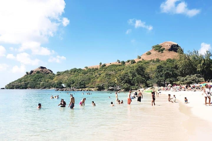 Cruise Ship Transfer to Reduit Beach in Rodney Bay — Quick Ride to Sand & Sea photo 2