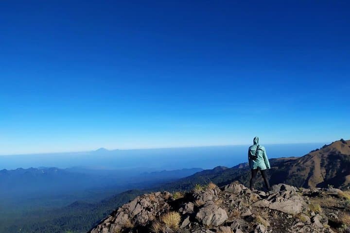 Rinjani Trek via Aik Berik: 3D2N Waterfalls, Puncak Kondo & Crater Rim Camping photo 5