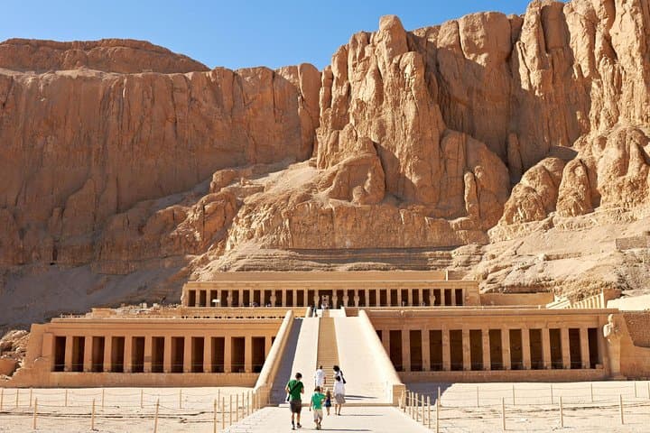 Nile Cruise from Aswan to Luxor: 4-Day River Passage & Temple Highlights photo 6