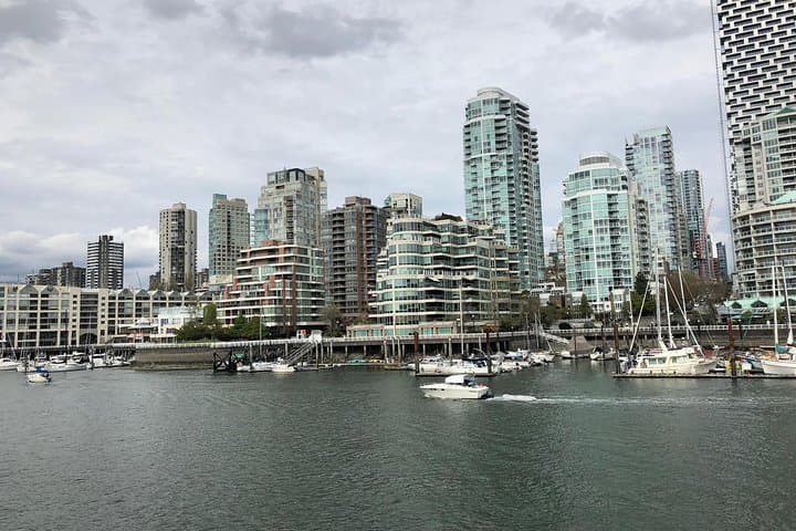YVR Layover: 4–5 Hour Vancouver City Sightseeing Private Tour photo 3