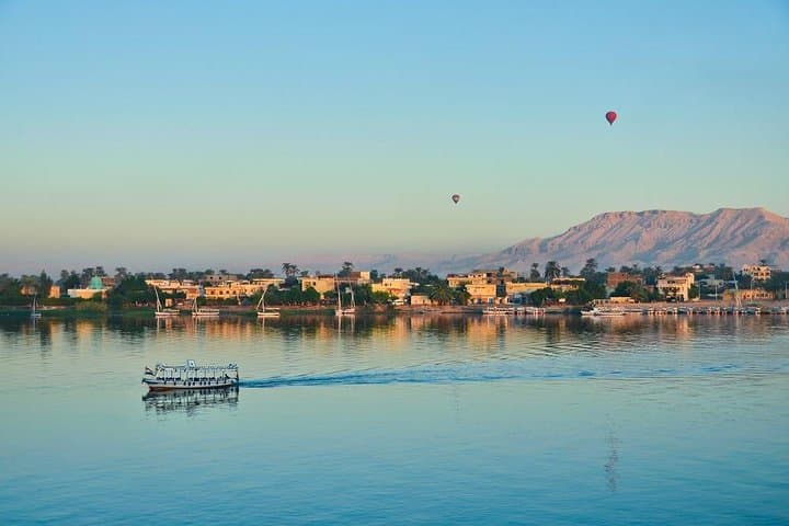 Sunrise Hot Air Balloon Ride Over Luxor's Ancient Temples photo 6