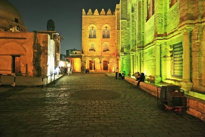 Cairo Essentials: Egyptian Museum, Old Cairo & Khan El Khalili Day Tour photo 4
