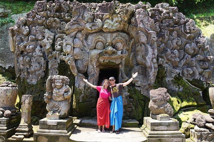 Full-Day Ubud Village Tour: Monkey Forest, Goa Gajah & Tegenungan Waterfall