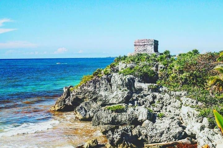 Tulum Historical Treasures: Private Walking Tour of Ruins, Mystika & Culture