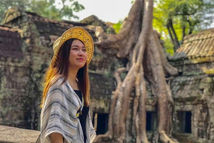 Small-Group Angkor Wat Sunset Tour — Full-Day Angkor Temples with Local Guide photo 4