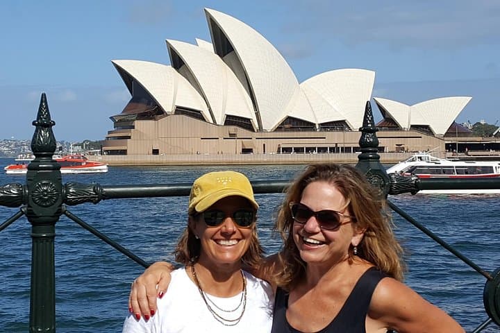Sydney Half-Day Highlights: Private Tour of Opera House, Bondi & Harbour photo 4