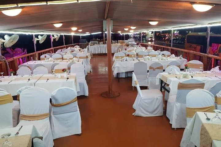 Dubai Marina Dhow Dinner Cruise: Evening Cruise with Dinner and Entertainment photo 4