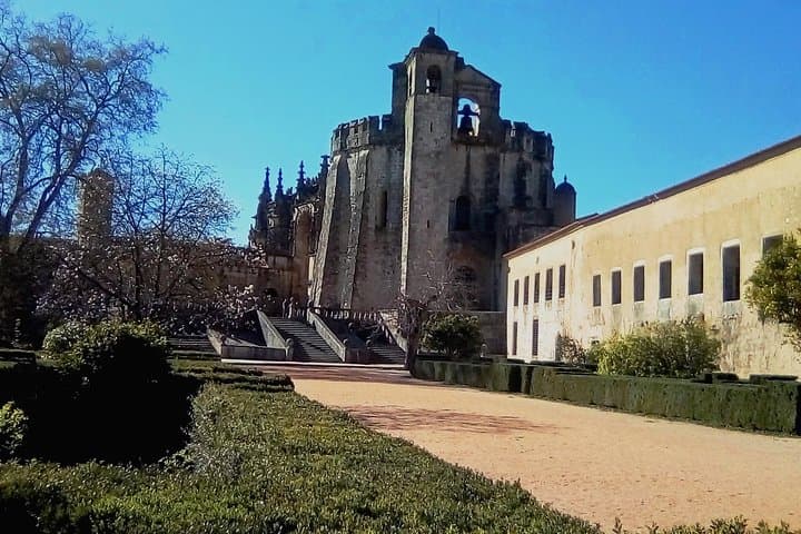 Private Templars Tour: Almourol, Tomar & Santarém Day Trip photo 6