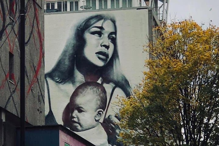 Blackbeard to Banksy: Ultimate Bristol Walking Tour Through Maritime History and Street Art