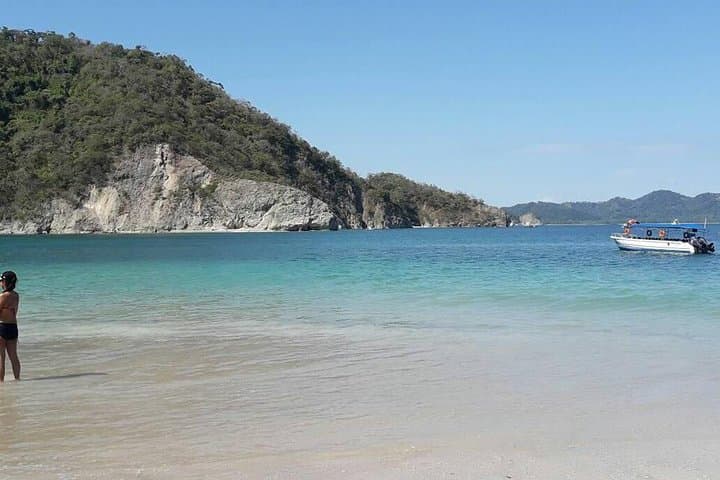 Private Isla Tortuga Full-Day Boat Tour from Puntarenas photo 4