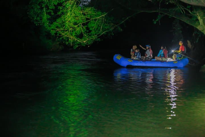 Twilight Wildlife Rafting on the Peñas Blancas — La Fortuna Night Safari photo 1