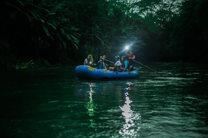 Twilight Wildlife Rafting on the Peñas Blancas — La Fortuna Night Safari photo 2