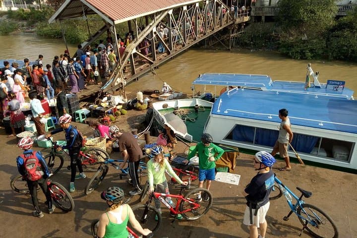 Yangon to Dalah: Private Day Adventure by Ferry and Trishaw photo 2