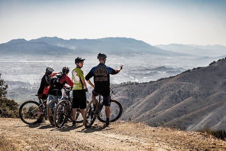 E-MTB Tour Malaga: Montes de Malaga, Limonero Lake & Port Ride photo 2