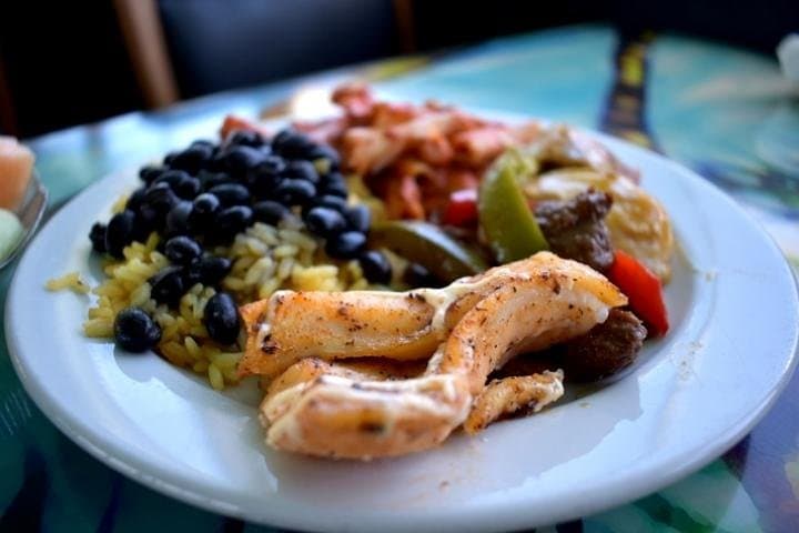 Calypso Breeze Daytime Tropical Buffet: John's Pass Sightseeing Cruise with Island-Style Lunch photo 6