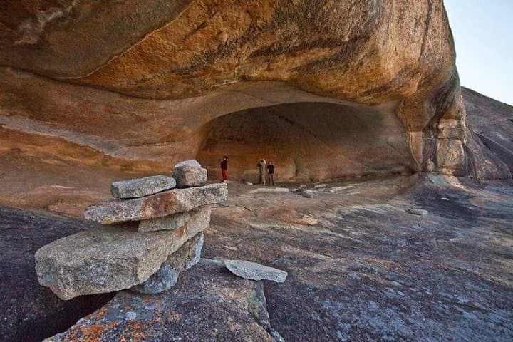 Matopos Half Day Excursion: World’s View, San Rock Paintings & Wildlife Near Bulawayo photo 2