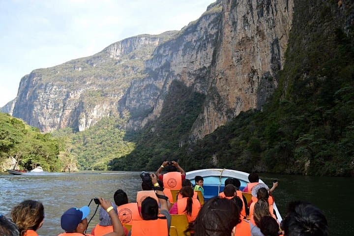 Sumidero Canyon Boat Tour and Chiapa de Corzo: Grijalva River Adventure photo 2