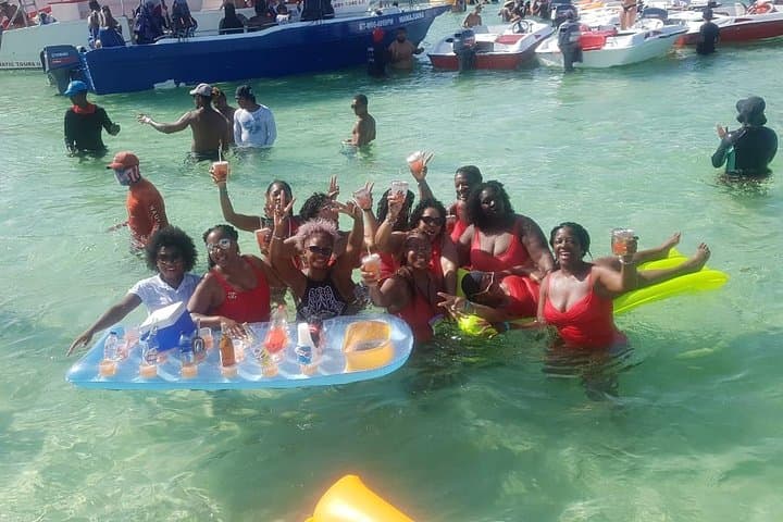 Punta Cana Party Catamaran: Snorkel, Natural Pool & Sunset Beats photo 4