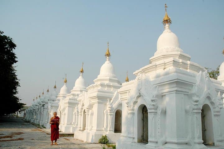 Full-Day Mandalay & Amarapura Adventure: U Bein Bridge, Mahagandayon & Mandalay Hill photo 3