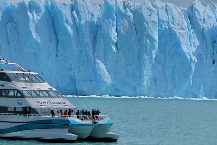 Gourmet Five-Glacier Boat Tour from El Calafate — Perito Moreno, Upsala & Spegazzini photo 1