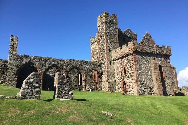 Viking Tour of the Isle of Man: Half-Day Private Historical Drive