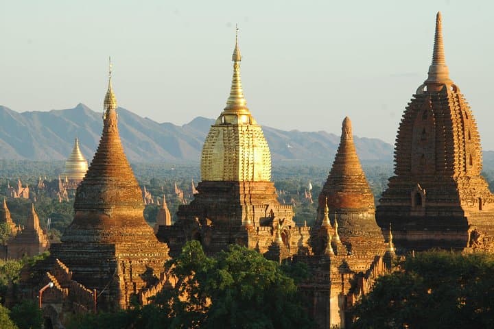 Full-Day Bagan Tuk Tuk Adventure: Temples, Villages & Sunset photo 5