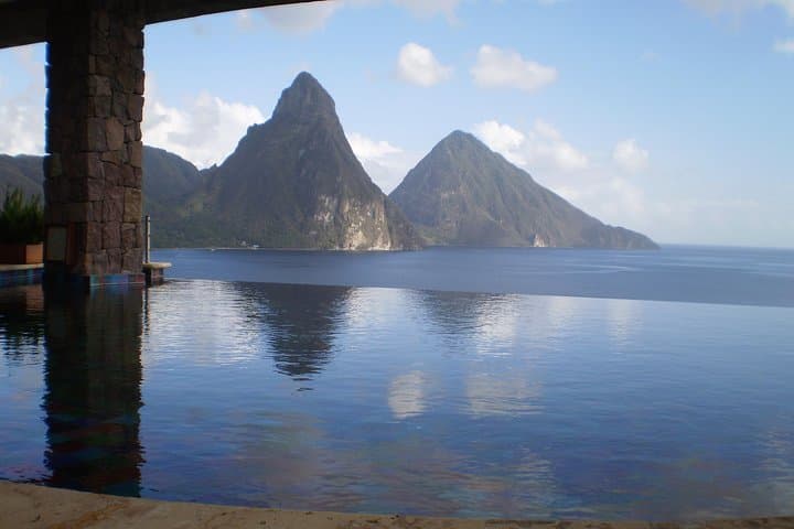 Private St Lucia Highlights Tour — Castries, Pitons & Sulphur Springs