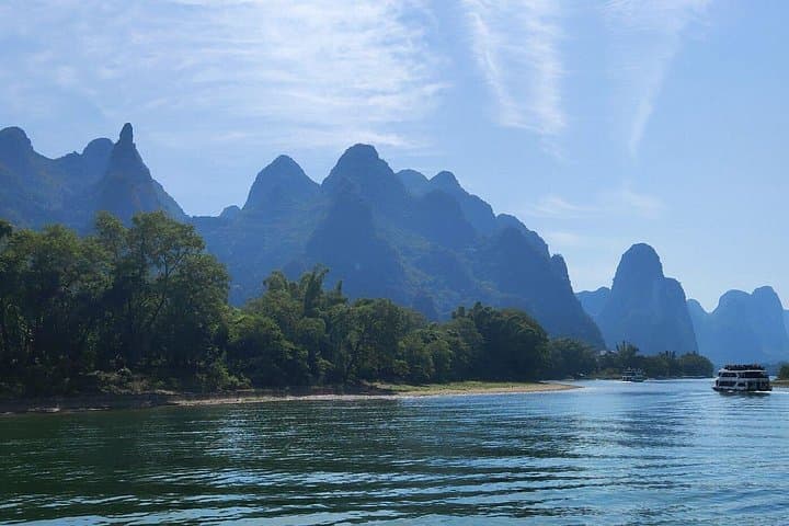 Li River Cruise Guilin to Yangshuo — 1-Day Private Scenic Boat Tour photo 3