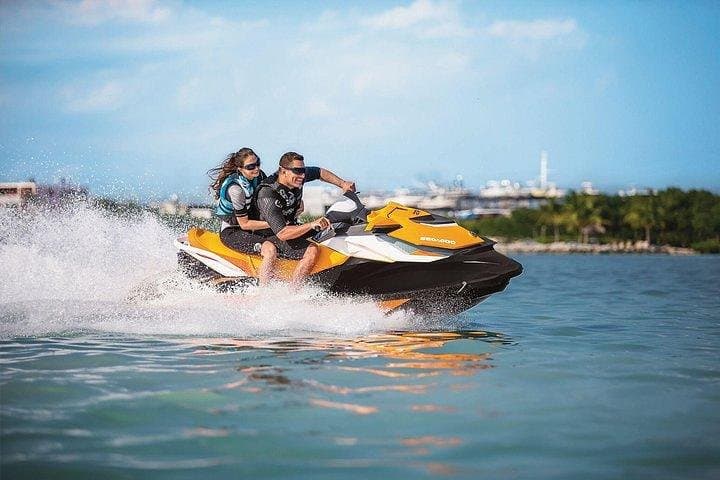 Double Jet Ski in Playa Chica: 20-Minute Coastal Circuit in Lanzarote