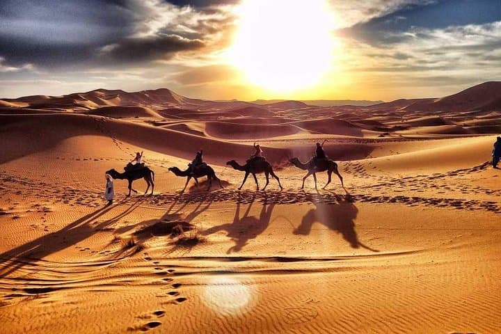 Sunrise View Safari: Lahbab Red Dunes 4x4, Camel Ride & Sandboarding photo 2